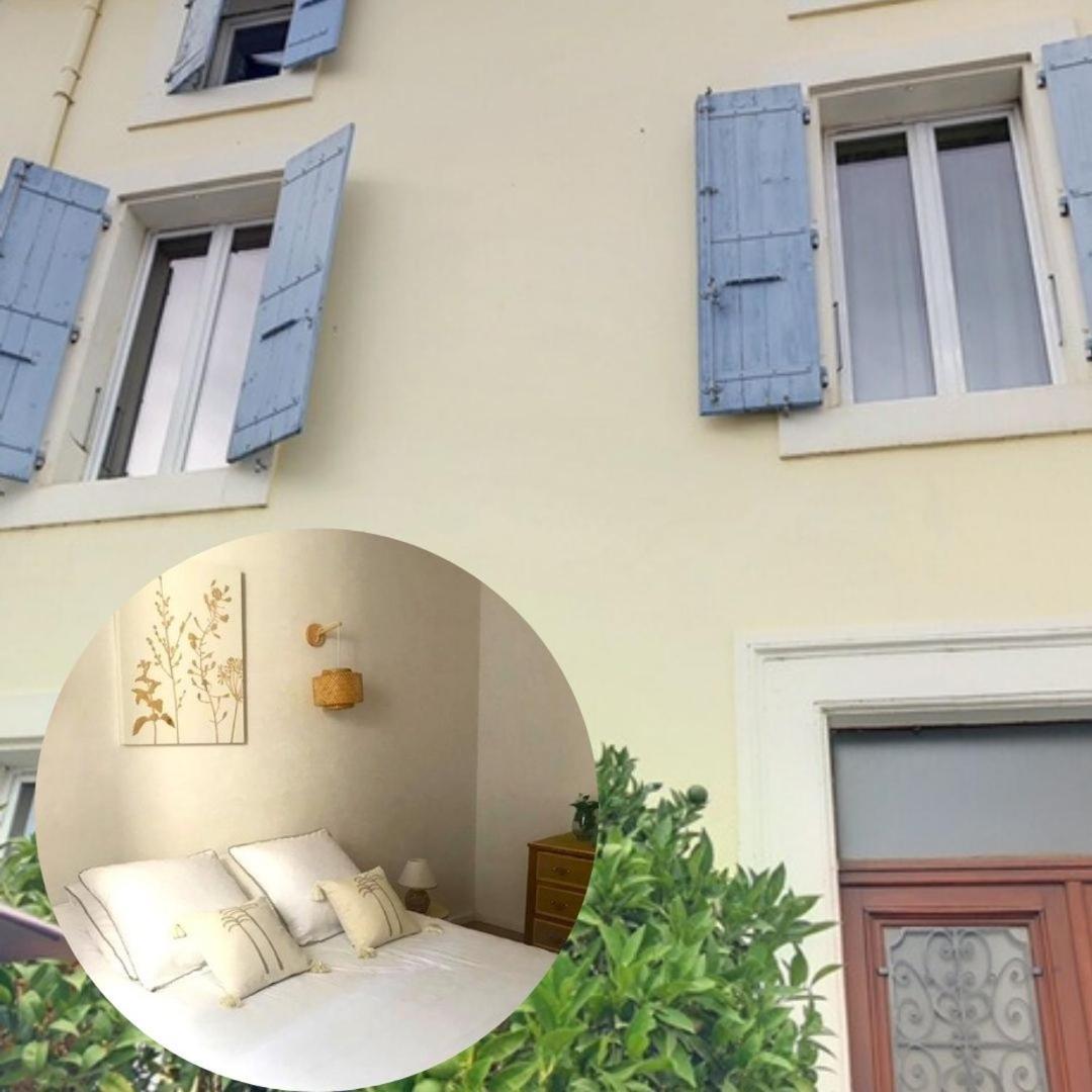 Notre Maison Aux Volets Bleus Ouveillan Exterior photo